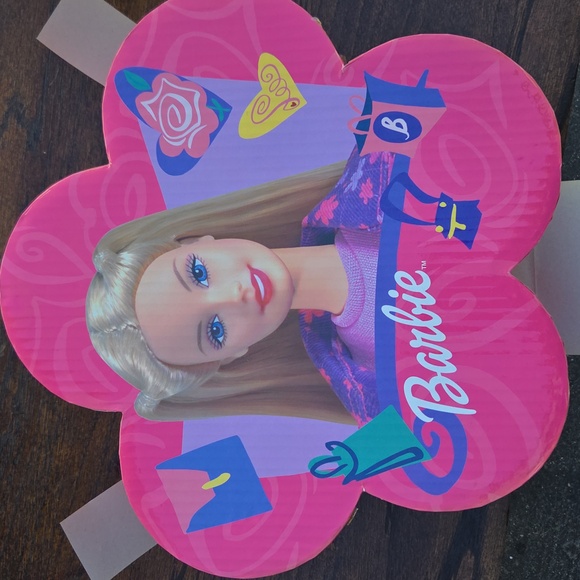 Barbie Dress-Up Trunk for Kids Ages 3+ NEW - See Description - Picture 5 of 9